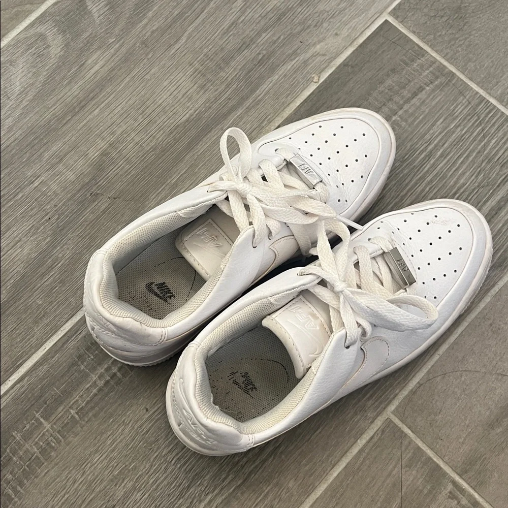Worn Twice Nike Air force 1
